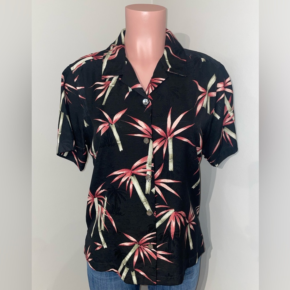 Tommy Bahama Vintage Silk Button Down Hawaiian Shirt